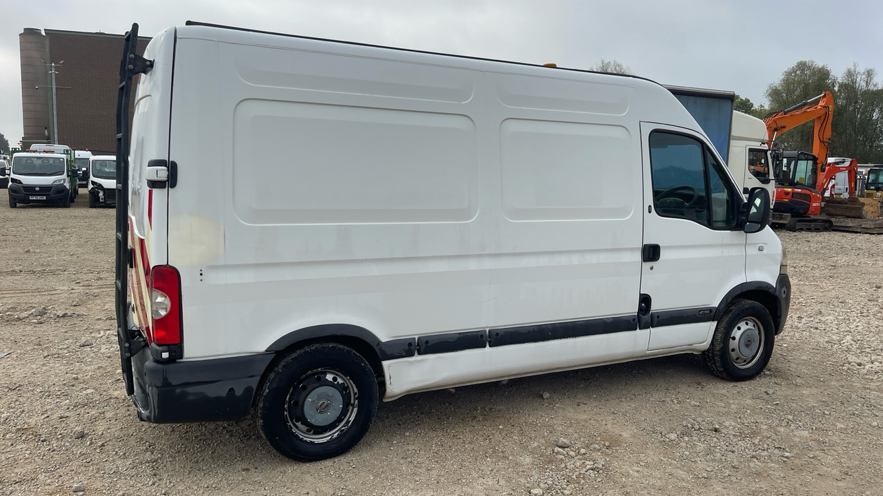 NISSAN INTERSTAR - 无侧窗厢式货车:图4 NISSAN INTERSTAR - 无侧窗厢式货车:图4