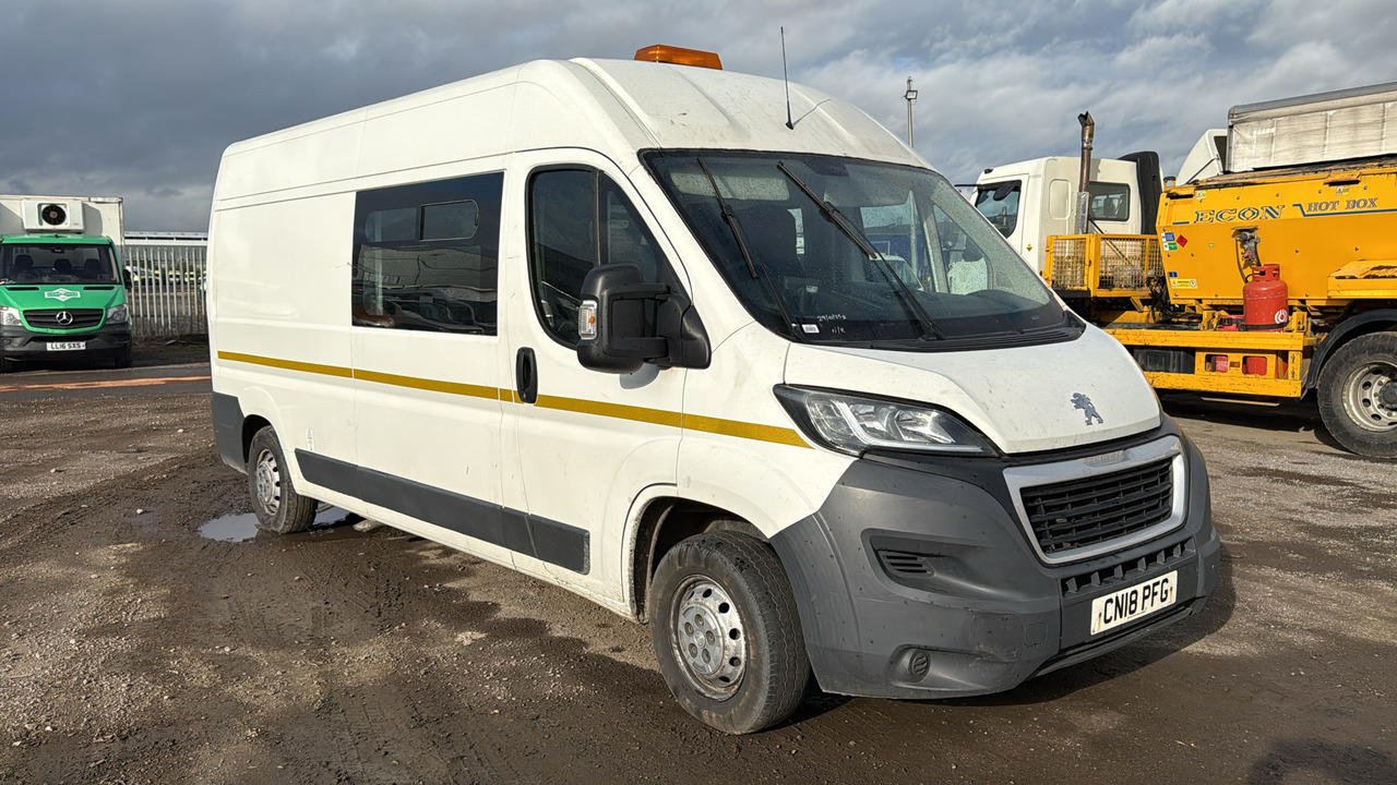 PEUGEOT BOXER 335 2.0 BlueHDi H2 30ps - 康比货车:图1 PEUGEOT BOXER 335 2.0 BlueHDi H2 30ps - 康比货车:图1