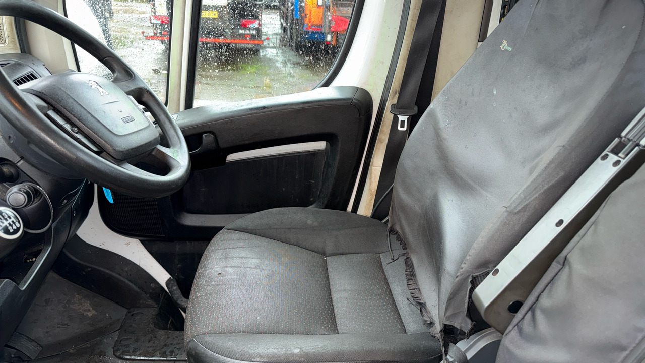 翻斗货车 PEUGEOT BOXER 355 2.2 BlueHDi 165ps:图15 翻斗货车 PEUGEOT BOXER 355 2.2 BlueHDi 165ps:图15