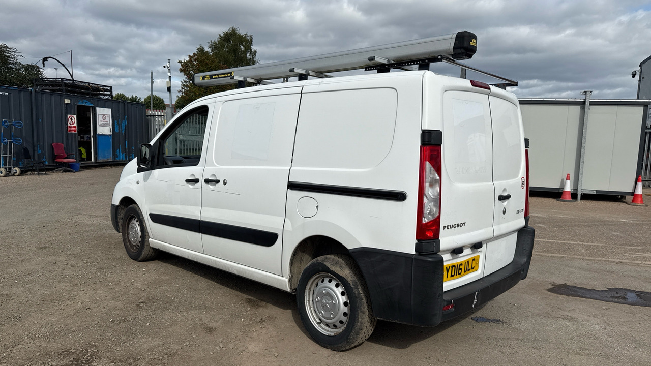 PEUGEOT EXPERT 1000 1.6 HDI 90PS - 紧凑型面包车:图3 PEUGEOT EXPERT 1000 1.6 HDI 90PS - 紧凑型面包车:图3
