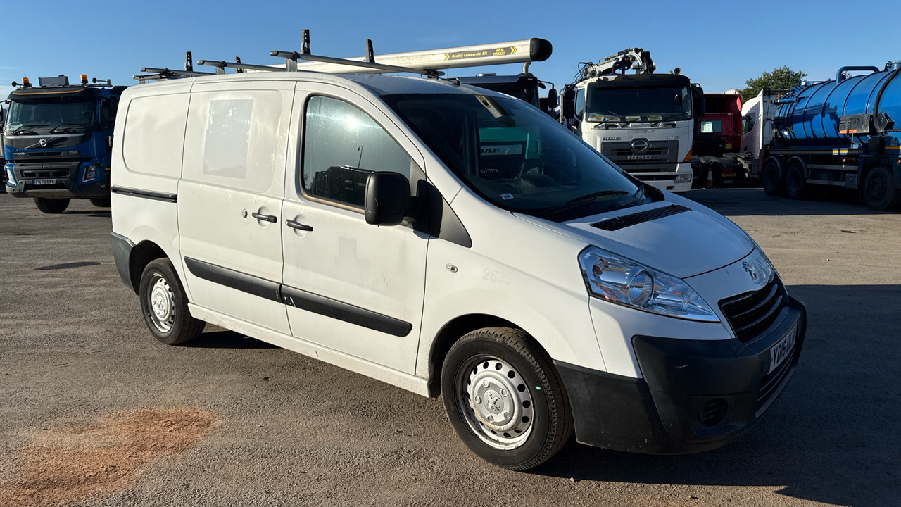 PEUGEOT EXPERT 1000 1.6 HDI 90PS - 紧凑型面包车:图1 PEUGEOT EXPERT 1000 1.6 HDI 90PS - 紧凑型面包车:图1