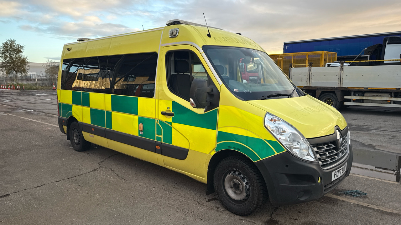 RENAULT MASTER 150.39 - 救护车:图1 RENAULT MASTER 150.39 - 救护车:图1
