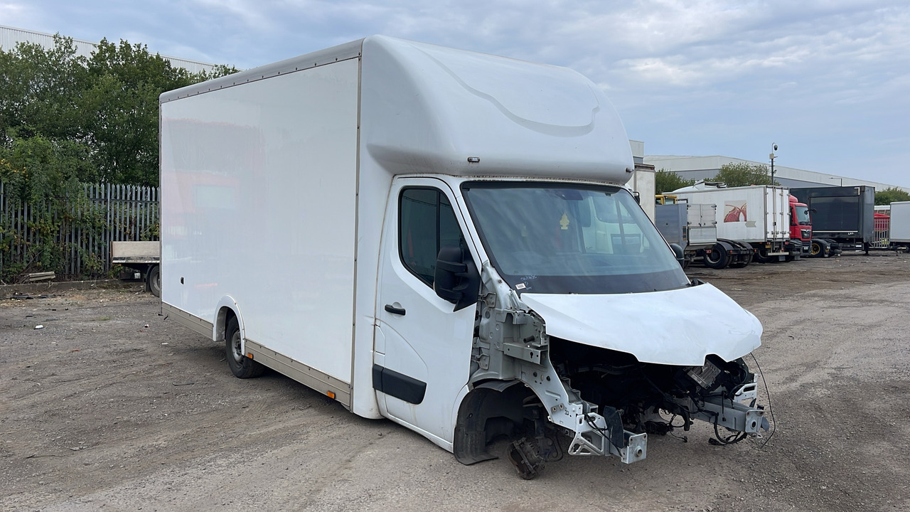 Renault Master 35 - 厢式货车:图1 Renault Master 35 - 厢式货车:图1