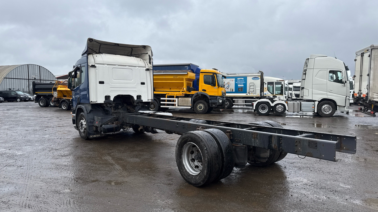 SCANIA P 230 - 驾驶室底盘卡车:图3 SCANIA P 230 - 驾驶室底盘卡车:图3