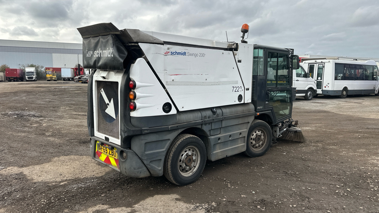 SCHMIDT SWINGO 200 - 道路清扫机:图4 SCHMIDT SWINGO 200 - 道路清扫机:图4