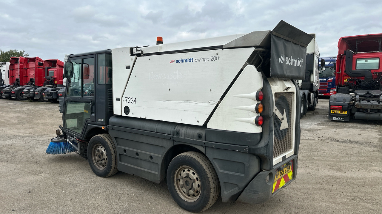 SCHMIDT SWINGO 200 - 道路清扫机:图3 SCHMIDT SWINGO 200 - 道路清扫机:图3