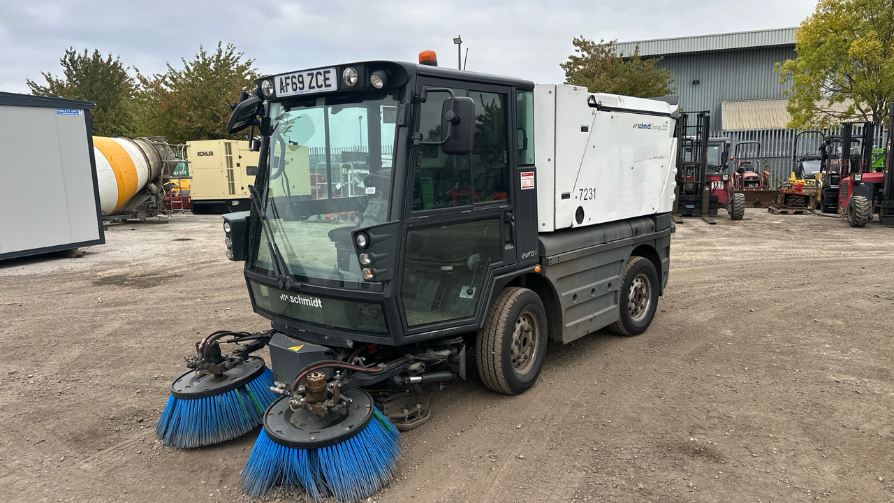 SCHMIDT SWINGO 200 - 道路清扫机:图2 SCHMIDT SWINGO 200 - 道路清扫机:图2