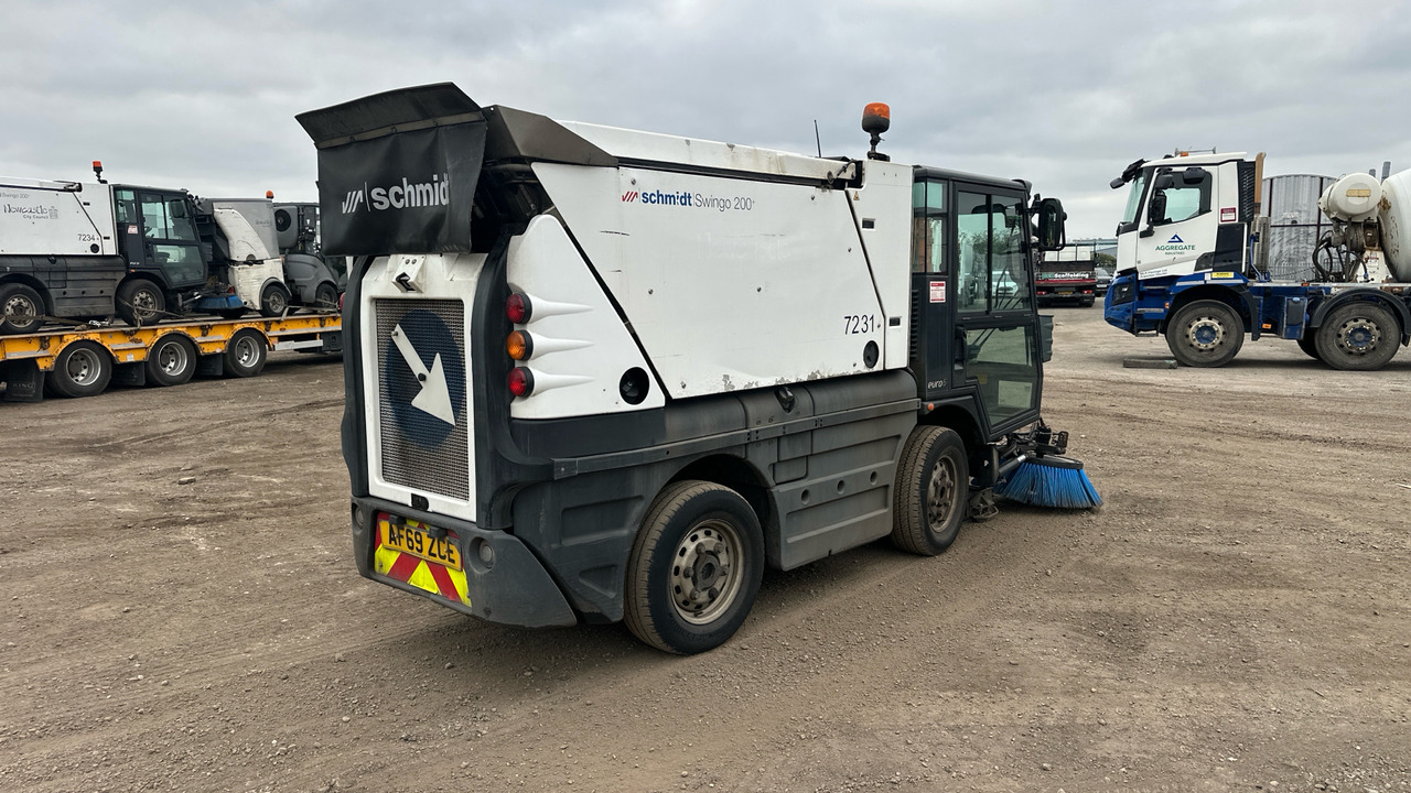 SCHMIDT SWINGO 200 - 道路清扫机:图4 SCHMIDT SWINGO 200 - 道路清扫机:图4