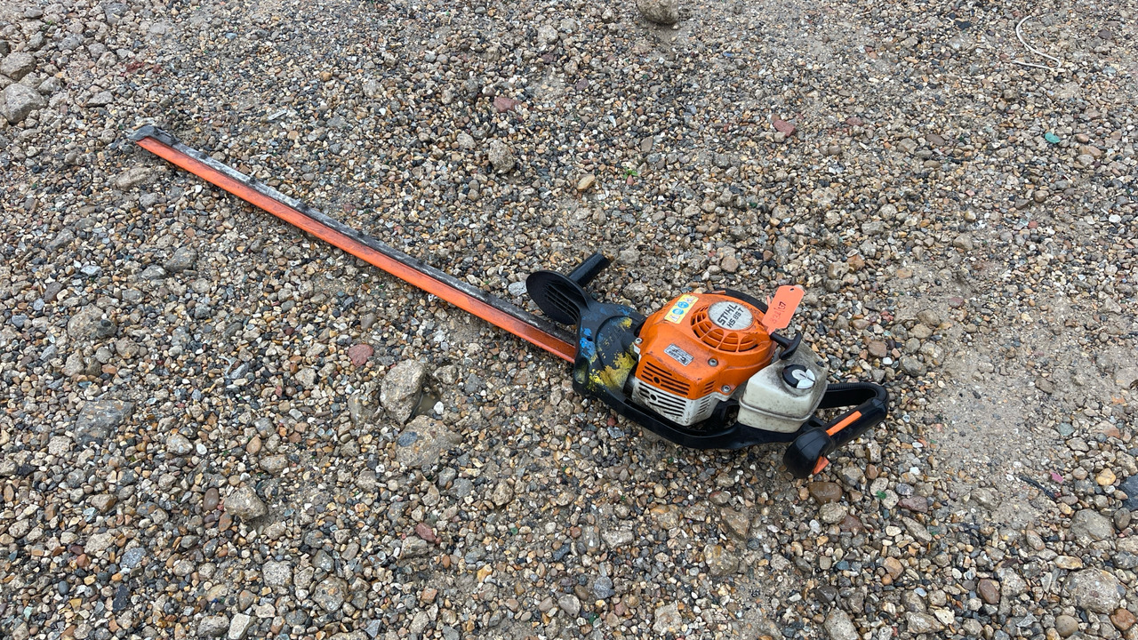 STIHL HS86T RECIPRICATOR - 建筑设备:图2 STIHL HS86T RECIPRICATOR - 建筑设备:图2