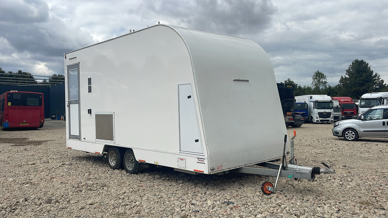 TORTON - 工程机械拖车:图1 TORTON - 工程机械拖车:图1