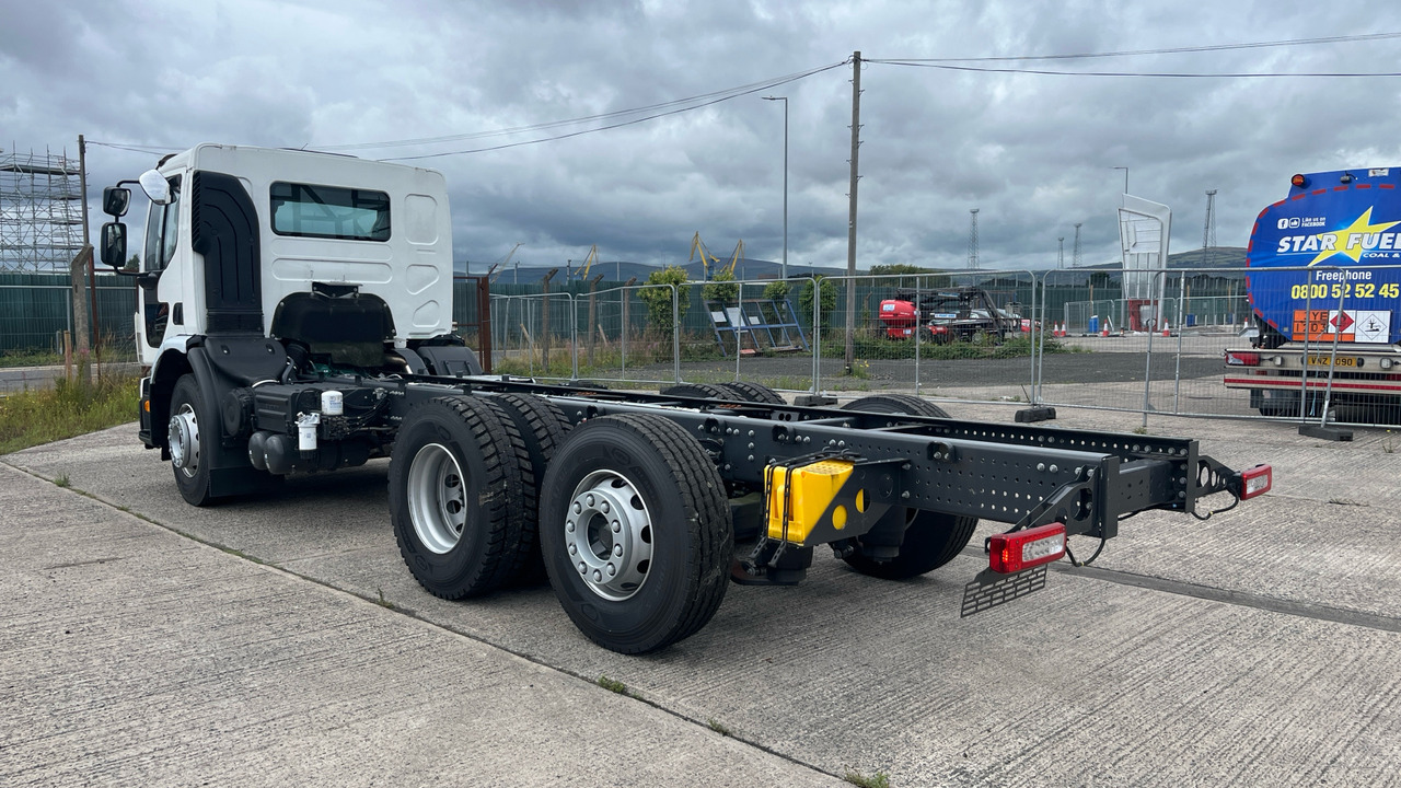 VOLVO FE 350 - 驾驶室底盘卡车:图3 VOLVO FE 350 - 驾驶室底盘卡车:图3