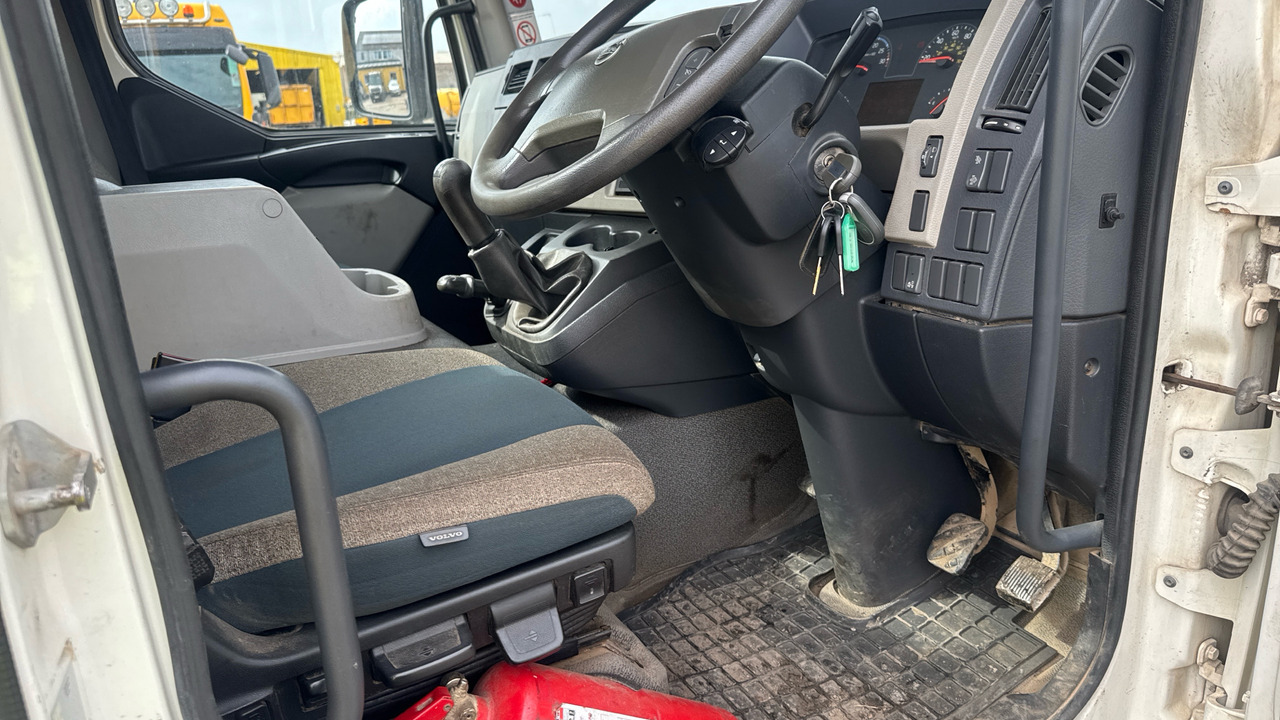 VOLVO FL 250 - 真空车:图5 VOLVO FL 250 - 真空车:图5