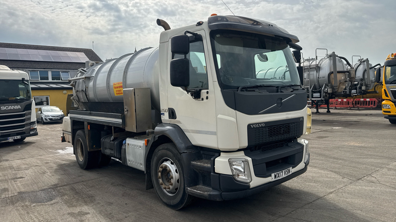 VOLVO FL 250 - 真空车:图1 VOLVO FL 250 - 真空车:图1