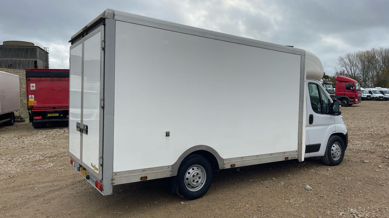 Vauxhall Movano 3500 2.2 TURBO 140PS - 厢式货车:图4 Vauxhall Movano 3500 2.2 TURBO 140PS - 厢式货车:图4