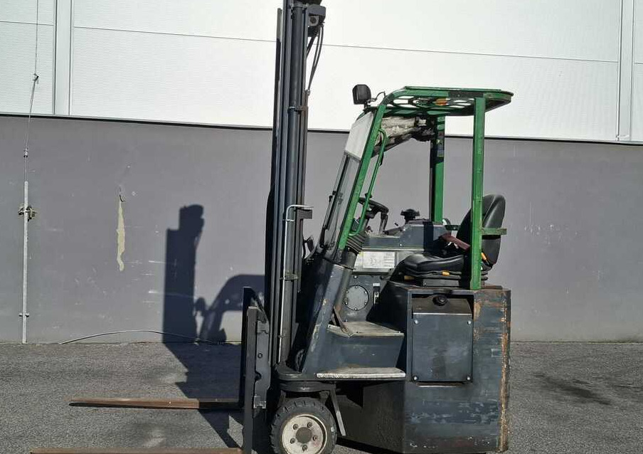 Combilift C3000CB - 四向前移式叉车:图1 Combilift C3000CB - 四向前移式叉车:图1