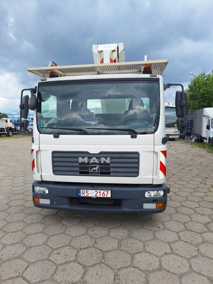 MAN podnośnik koszowy Wumag WT 300 - 伸缩臂:图2 MAN podnośnik koszowy Wumag WT 300 - 伸缩臂:图2
