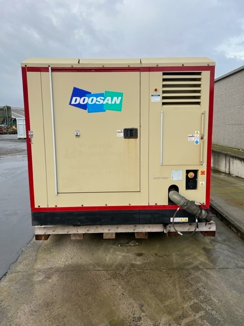 Doosan 25/280 XHP1000WCAT-T4 - 空气压缩机:图2 Doosan 25/280 XHP1000WCAT-T4 - 空气压缩机:图2