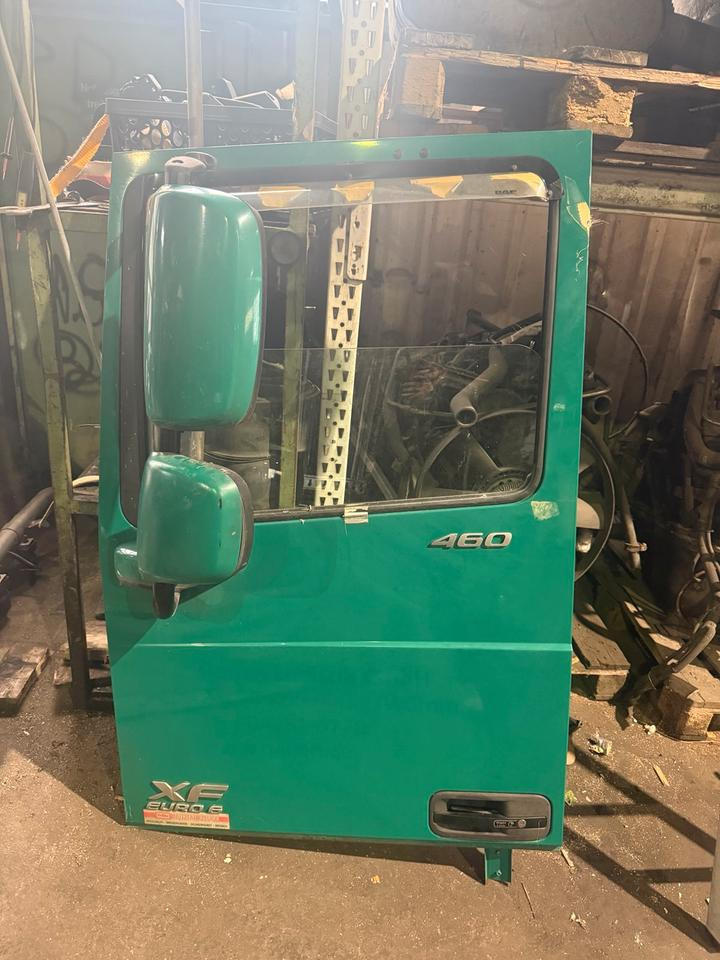 DAF XF 460 EU6 Fahrertür Grün Links Spiegel Innenverkleidung - 车门及其零件 适用于 卡车:图1 DAF XF 460 EU6 Fahrertür Grün Links Spiegel Innenverkleidung - 车门及其零件 适用于 卡车:图1