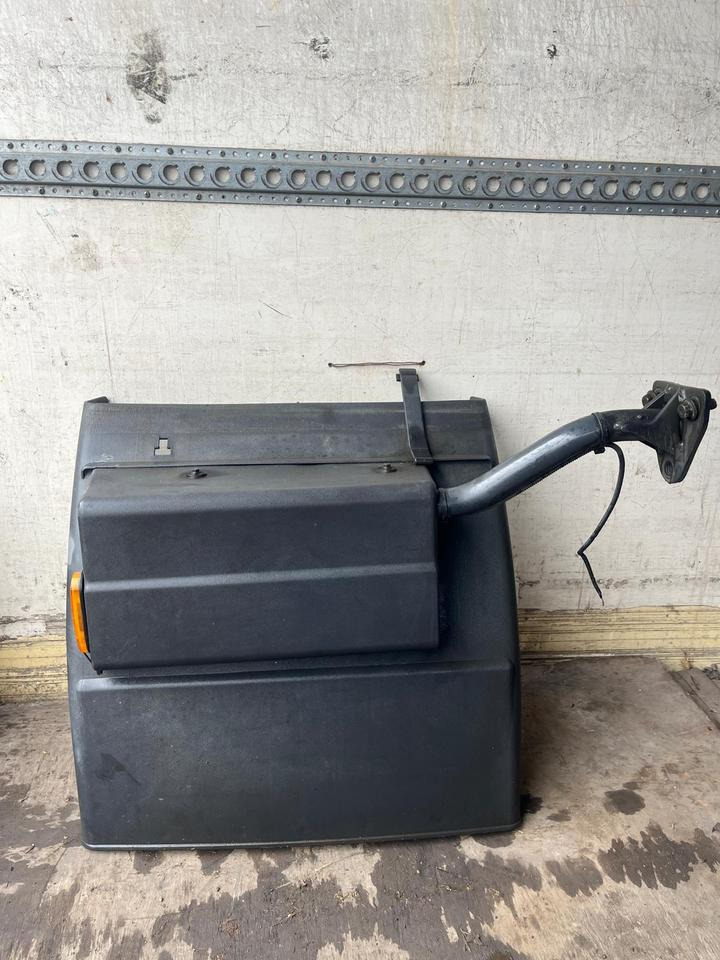 IVECO Stralis 450 Kotflügel vorne links 41299389 / 41299388 - 挡泥板 适用于 卡车:图1 IVECO Stralis 450 Kotflügel vorne links 41299389 / 41299388 - 挡泥板 适用于 卡车:图1