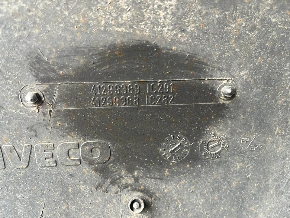 IVECO Stralis 450 Kotflügel vorne links 41299389 / 41299388 - 挡泥板 适用于 卡车:图2 IVECO Stralis 450 Kotflügel vorne links 41299389 / 41299388 - 挡泥板 适用于 卡车:图2