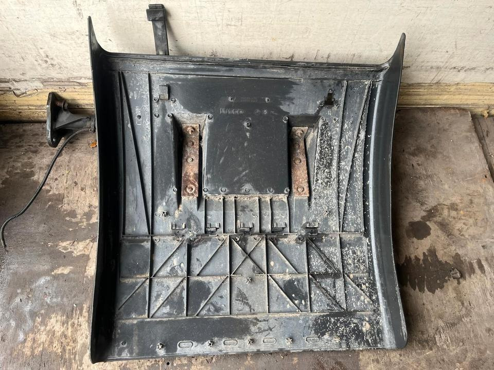 IVECO Stralis 450 Kotflügel vorne links 41299389 / 41299388 - 挡泥板 适用于 卡车:图5 IVECO Stralis 450 Kotflügel vorne links 41299389 / 41299388 - 挡泥板 适用于 卡车:图5