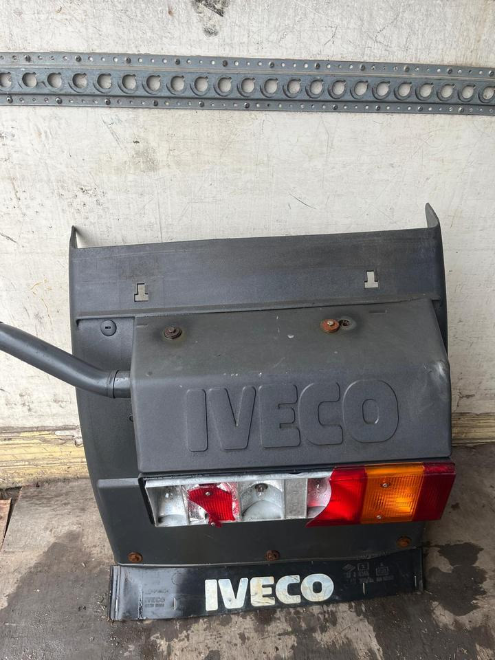 IVECO Stralis 450 Kotflügel vorne rechts 41299389 / 41299388 - 挡泥板 适用于 卡车:图1 IVECO Stralis 450 Kotflügel vorne rechts 41299389 / 41299388 - 挡泥板 适用于 卡车:图1