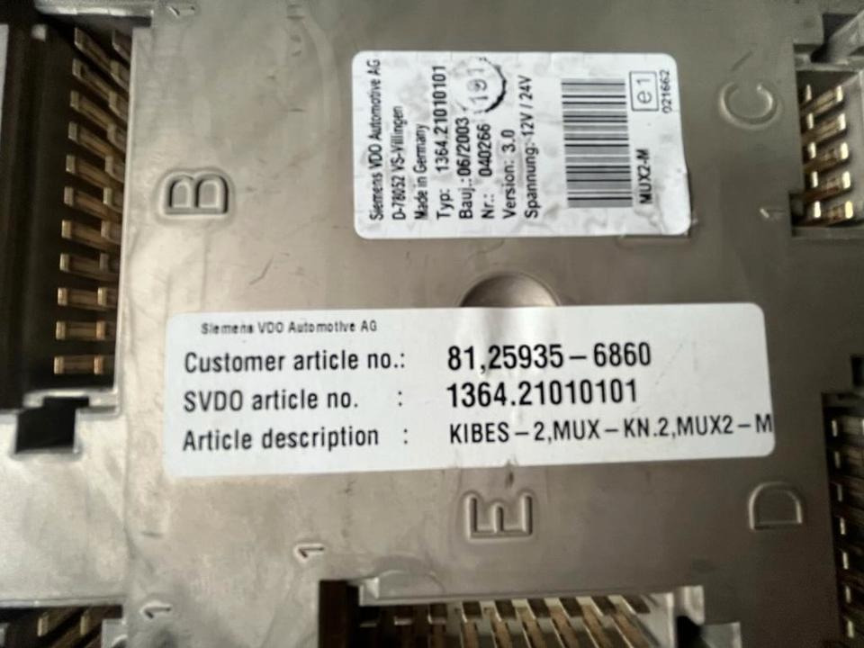 MAN Siemens VDO MUX2-M Steuergerät 81.25935-6860 - ECU 适用于 卡车:图2 MAN Siemens VDO MUX2-M Steuergerät 81.25935-6860 - ECU 适用于 卡车:图2