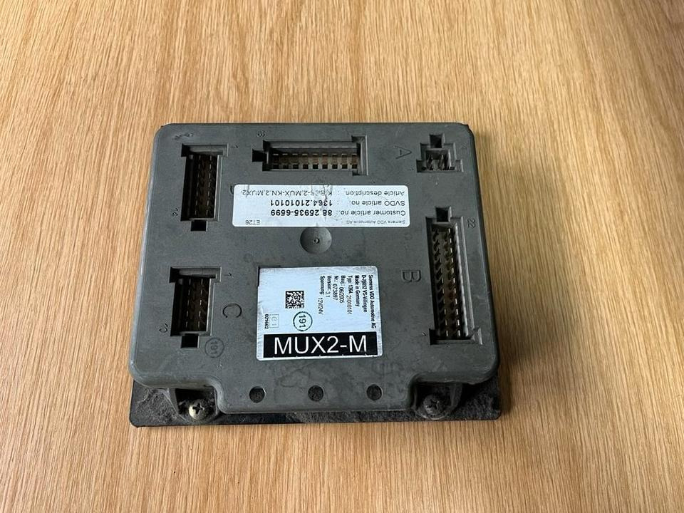 MAN Siemens VDO MUX2-M Steuergerät 88.25935-6599 - ECU 适用于 卡车:图1 MAN Siemens VDO MUX2-M Steuergerät 88.25935-6599 - ECU 适用于 卡车:图1