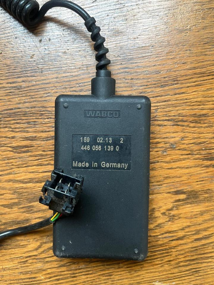 MAN WABCO Bediengerät Fernbedienung Luftfederung 4460561390 - 空气悬架 适用于 卡车:图2 MAN WABCO Bediengerät Fernbedienung Luftfederung 4460561390 - 空气悬架 适用于 卡车:图2