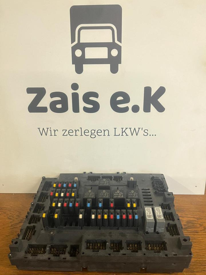 Mercedes Actros MP4 Single-SAM Sicherungskasten A0014467658 - 保险丝 适用于 卡车:图1 Mercedes Actros MP4 Single-SAM Sicherungskasten A0014467658 - 保险丝 适用于 卡车:图1