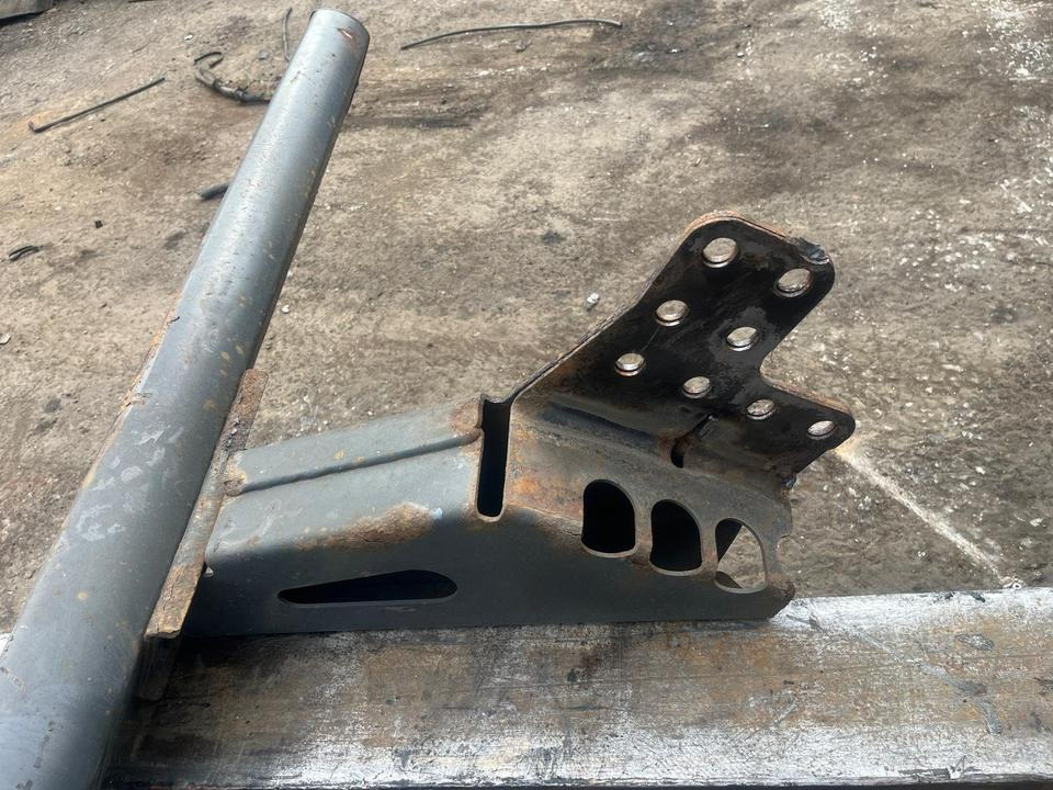 Mercedes Actros MP4 Unterfahrschutz - 车身和外部 适用于 卡车:图3 Mercedes Actros MP4 Unterfahrschutz - 车身和外部 适用于 卡车:图3