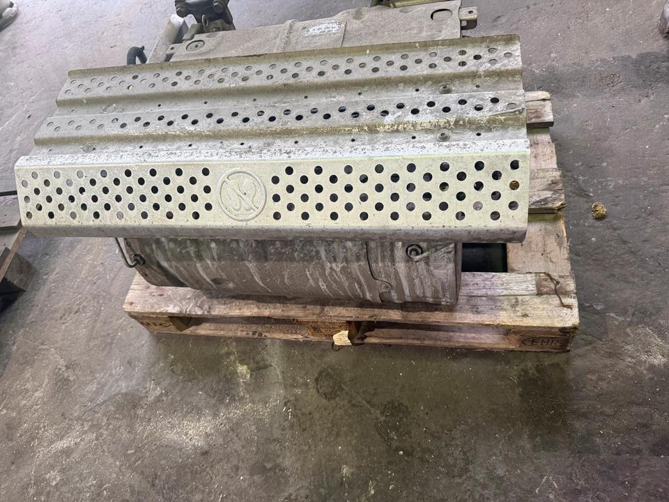 Mercedes Atego 4 EU6 Auspuff Katalysator A0054906912 - 催化转化器 适用于 卡车:图2 Mercedes Atego 4 EU6 Auspuff Katalysator A0054906912 - 催化转化器 适用于 卡车:图2