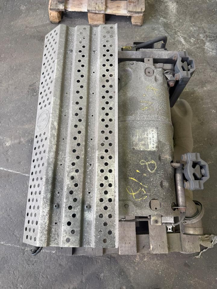 Mercedes Atego 4 EU6 Auspuff Katalysator A0064904012 - 催化转化器 适用于 卡车:图5 Mercedes Atego 4 EU6 Auspuff Katalysator A0064904012 - 催化转化器 适用于 卡车:图5