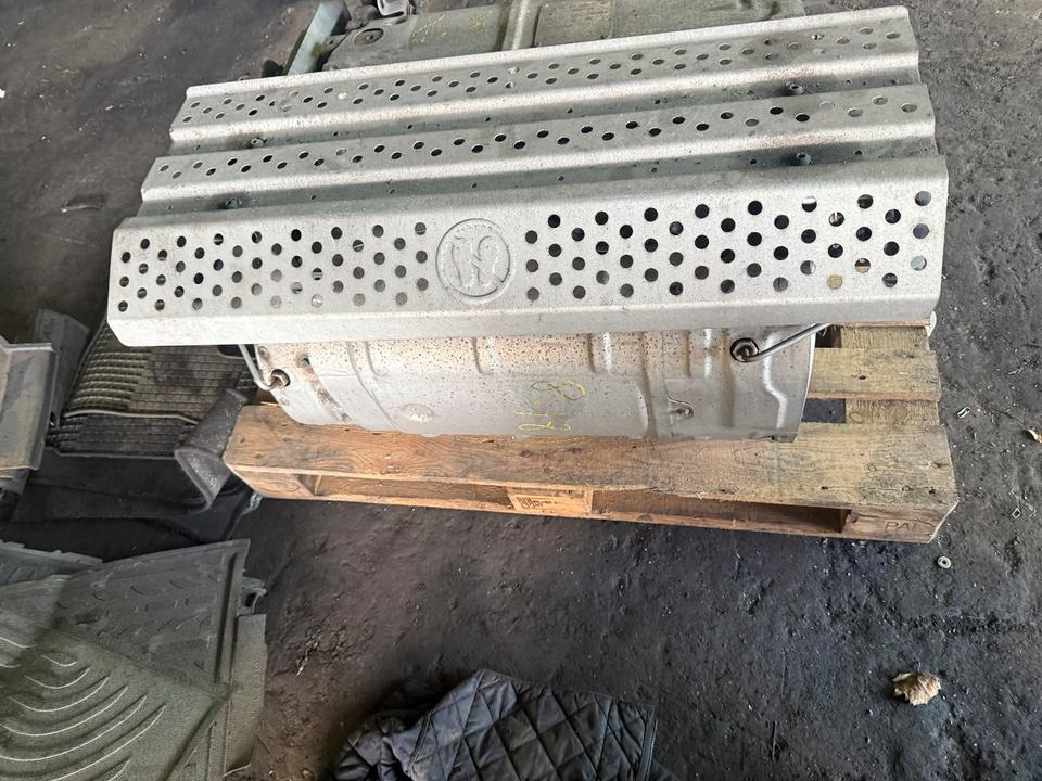 Mercedes Atego 4 EU6 Auspuff Katalysator A0074909712 - 催化转化器 适用于 卡车:图2 Mercedes Atego 4 EU6 Auspuff Katalysator A0074909712 - 催化转化器 适用于 卡车:图2