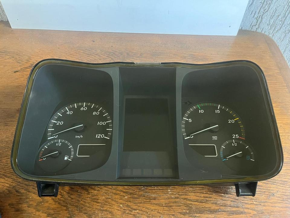 Mercedes Benz Actros MP4 Kombiinstrument / Tacho A9614466221 - 仪表板 适用于 卡车:图2 Mercedes Benz Actros MP4 Kombiinstrument / Tacho A9614466221 - 仪表板 适用于 卡车:图2