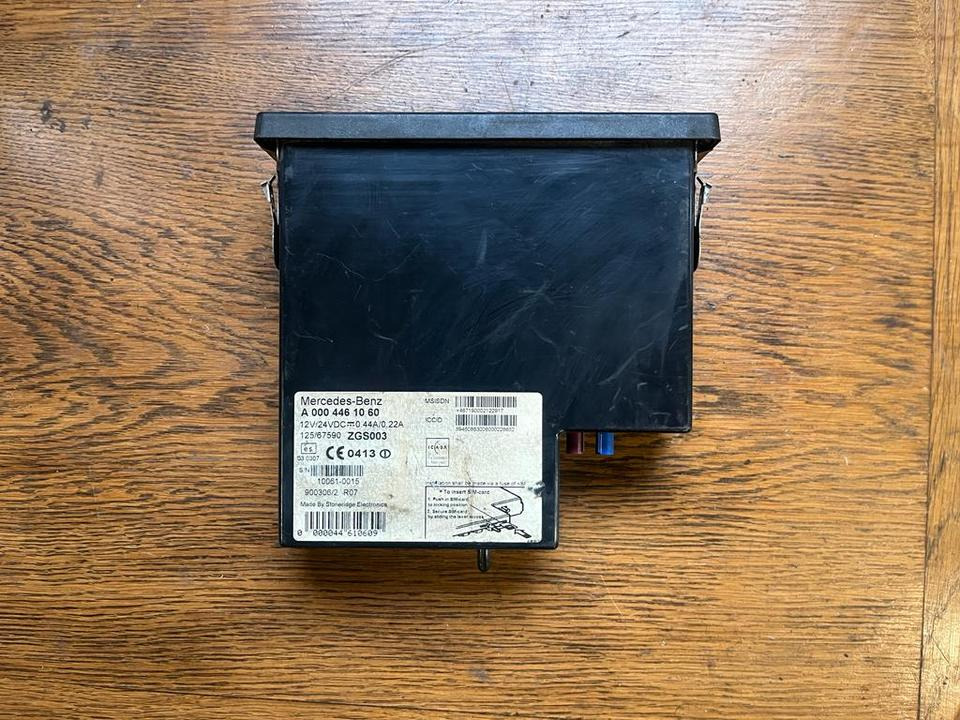 Mercedes-Benz Actros MP4 Tachograph FLEETBOARD A0004461060 - 行车记录仪 适用于 卡车:图3 Mercedes-Benz Actros MP4 Tachograph FLEETBOARD A0004461060 - 行车记录仪 适用于 卡车:图3