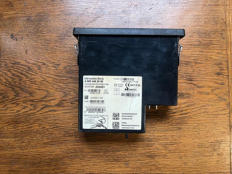Mercedes-Benz Actros MP4 Tachograph FLEETBOARD A0004462060 - 行车记录仪 适用于 卡车:图3 Mercedes-Benz Actros MP4 Tachograph FLEETBOARD A0004462060 - 行车记录仪 适用于 卡车:图3