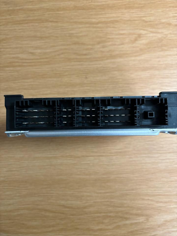 Mercedes KNORR BREMSE ABS Elektronik Steuergerät A0004464314 - ECU 适用于 卡车:图3 Mercedes KNORR BREMSE ABS Elektronik Steuergerät A0004464314 - ECU 适用于 卡车:图3