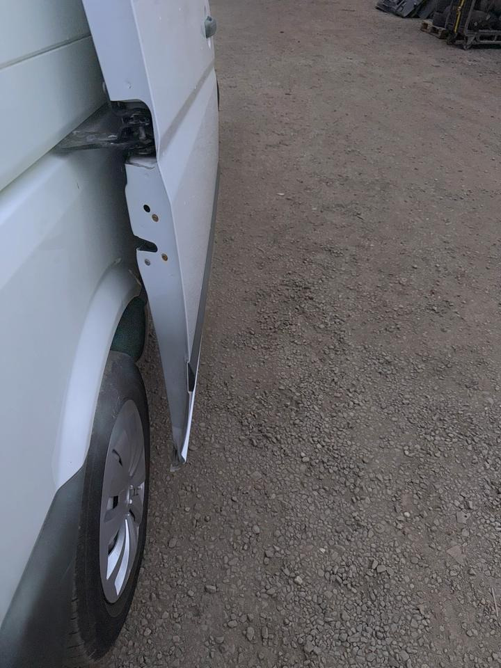 Mercedes VITO Seitentür Schiebetür BJ 2012 - 车门及其零件 适用于 小型货车:图4 Mercedes VITO Seitentür Schiebetür BJ 2012 - 车门及其零件 适用于 小型货车:图4