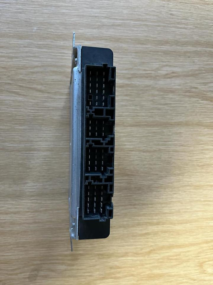 RENAULT KNORR-BREMSE EBS 0486106024 Steuergerät 50 10 457 367 - ECU 适用于 卡车:图2 RENAULT KNORR-BREMSE EBS 0486106024 Steuergerät 50 10 457 367 - ECU 适用于 卡车:图2