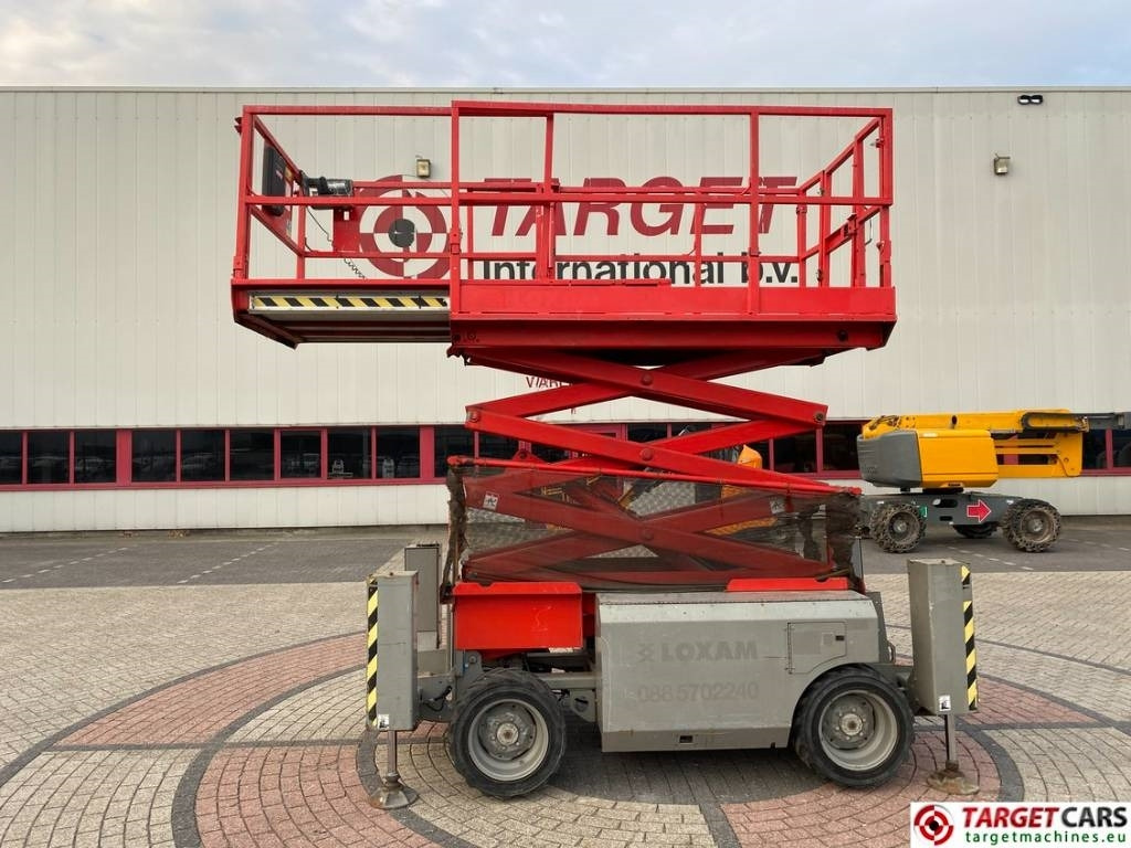 Genie GS-2668RT Diesel 4x4 Scissor Work Lift 992cm - 剪式升降机:图5 Genie GS-2668RT Diesel 4x4 Scissor Work Lift 992cm - 剪式升降机:图5