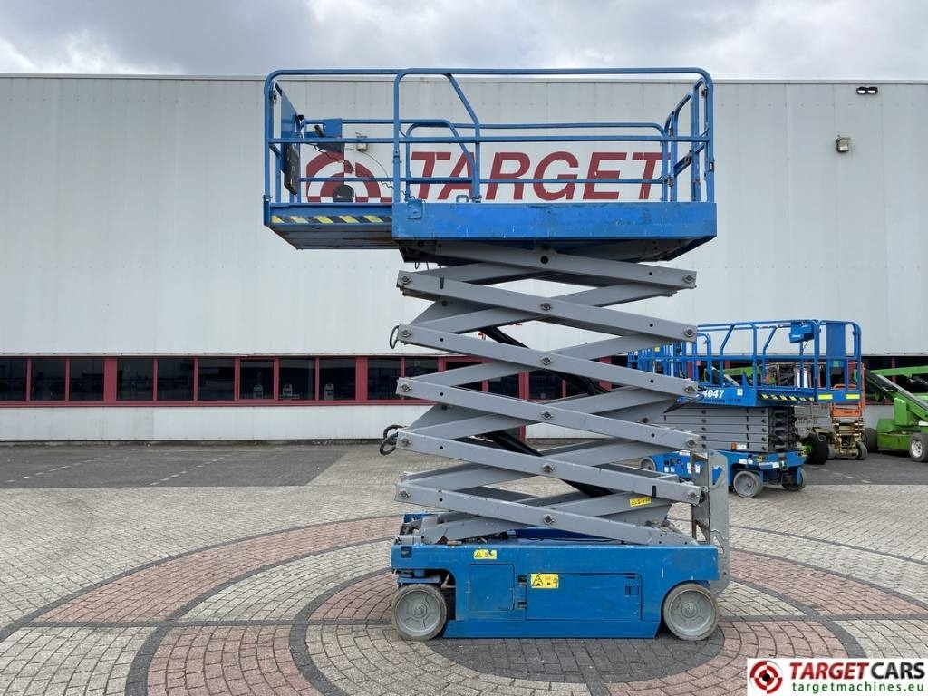 Genie GS-4047 Electric 4047 Scissor Work Lift 1389cm - 剪式升降机:图5 Genie GS-4047 Electric 4047 Scissor Work Lift 1389cm - 剪式升降机:图5