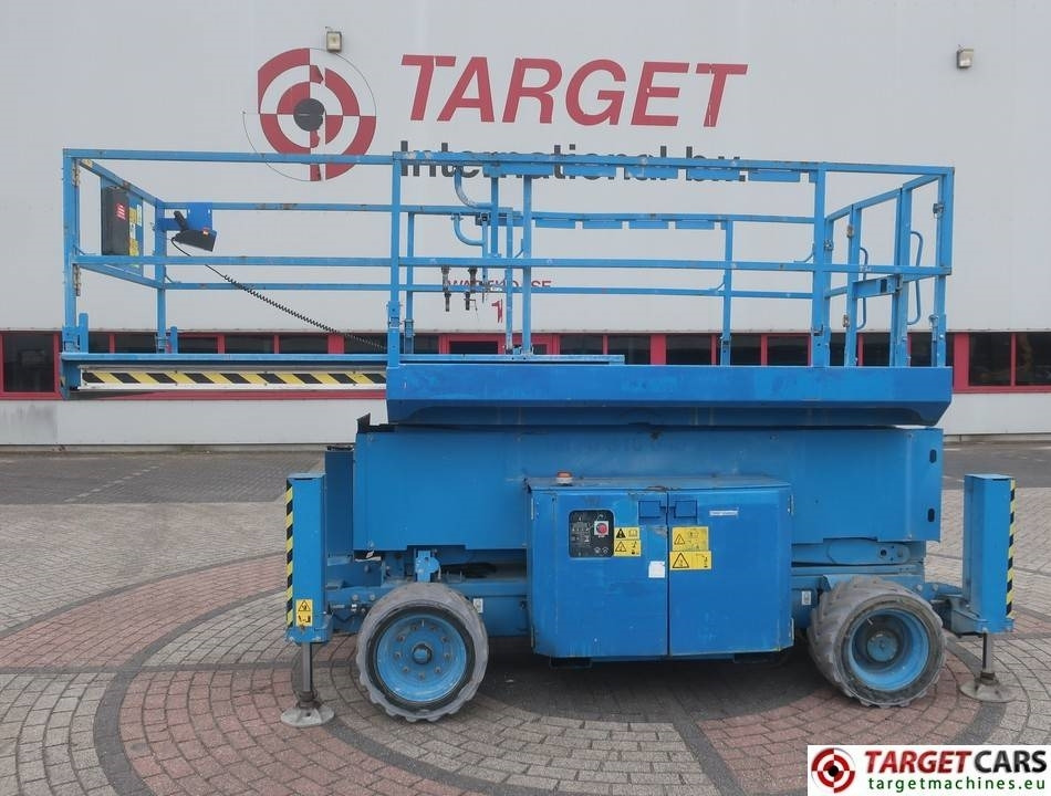 Genie GS-4069DC Electric 4069 Scissor Work Lift 1412cm - 剪式升降机:图5 Genie GS-4069DC Electric 4069 Scissor Work Lift 1412cm - 剪式升降机:图5