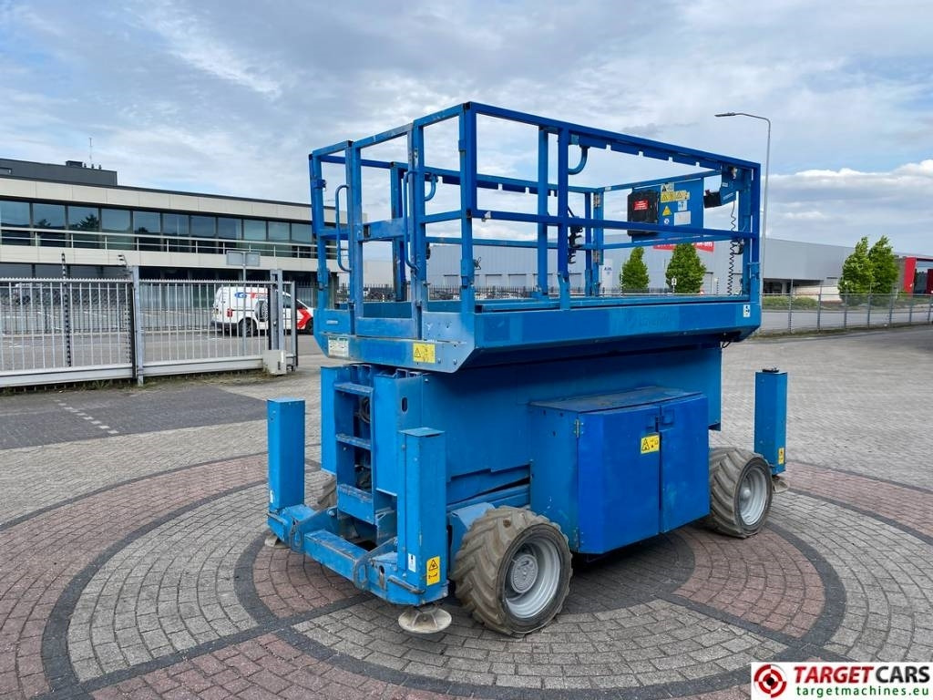 Genie GS-4069DC Electric 4x4 Scissor Work Lift 1412cm - 剪式升降机:图3 Genie GS-4069DC Electric 4x4 Scissor Work Lift 1412cm - 剪式升降机:图3
