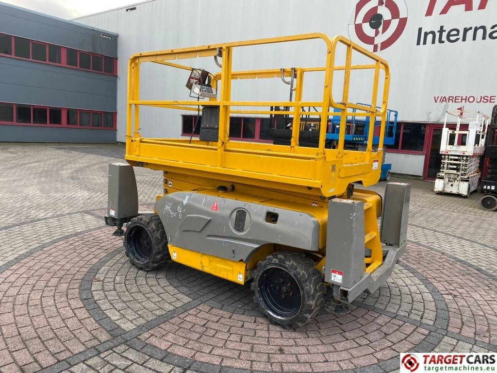 Haulotte Compact 10DX Diesel 4x4 Scissor Work Lift 1015cm - 剪式升降机:图4 Haulotte Compact 10DX Diesel 4x4 Scissor Work Lift 1015cm - 剪式升降机:图4