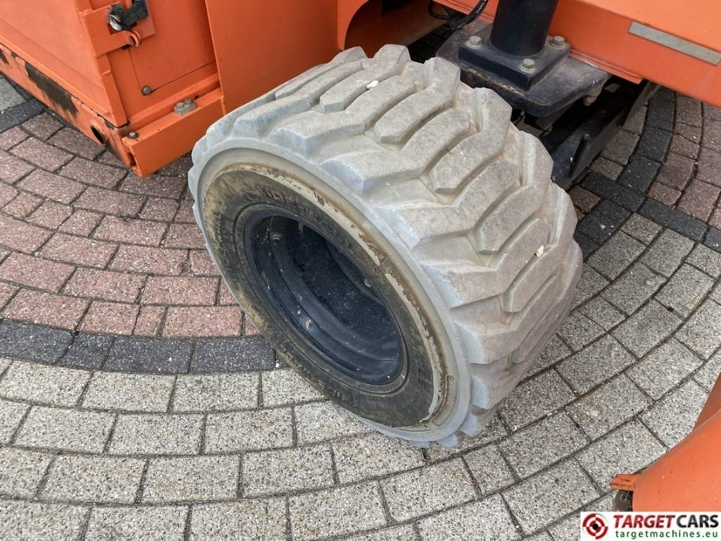 剪式升降机 Holland Lift B195DL-25 Diesel 4x4 Scissor Work Lift 2150cm：图24