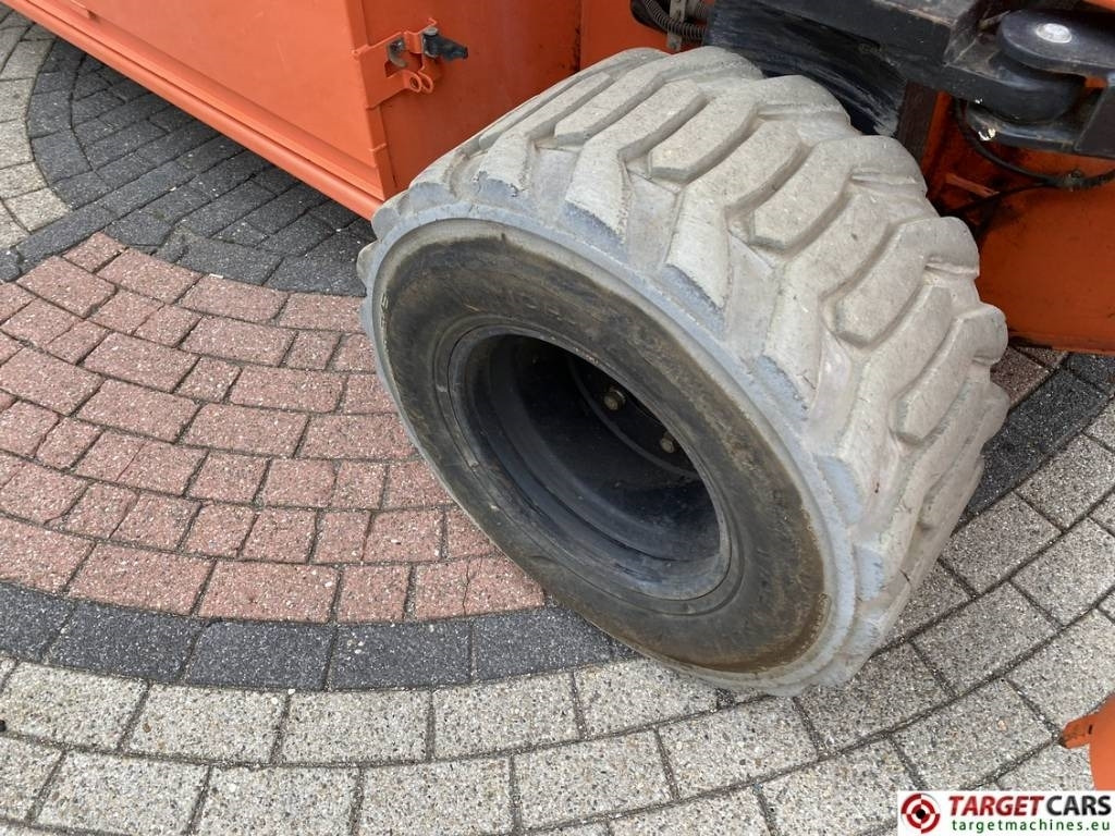 剪式升降机 Holland Lift B195DL-25 Diesel 4x4 Scissor Work Lift 2150cm：图22