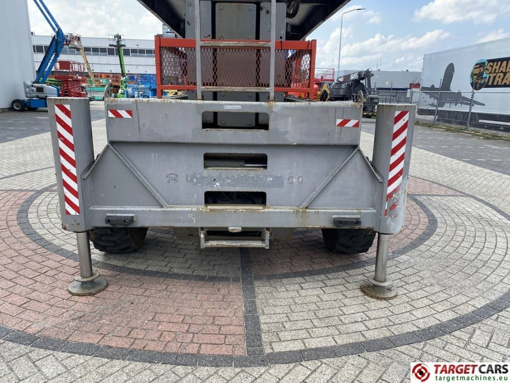 剪式升降机 Holland Lift Combistar M-250DL27 diesel scissor worklift 27.20M：图45