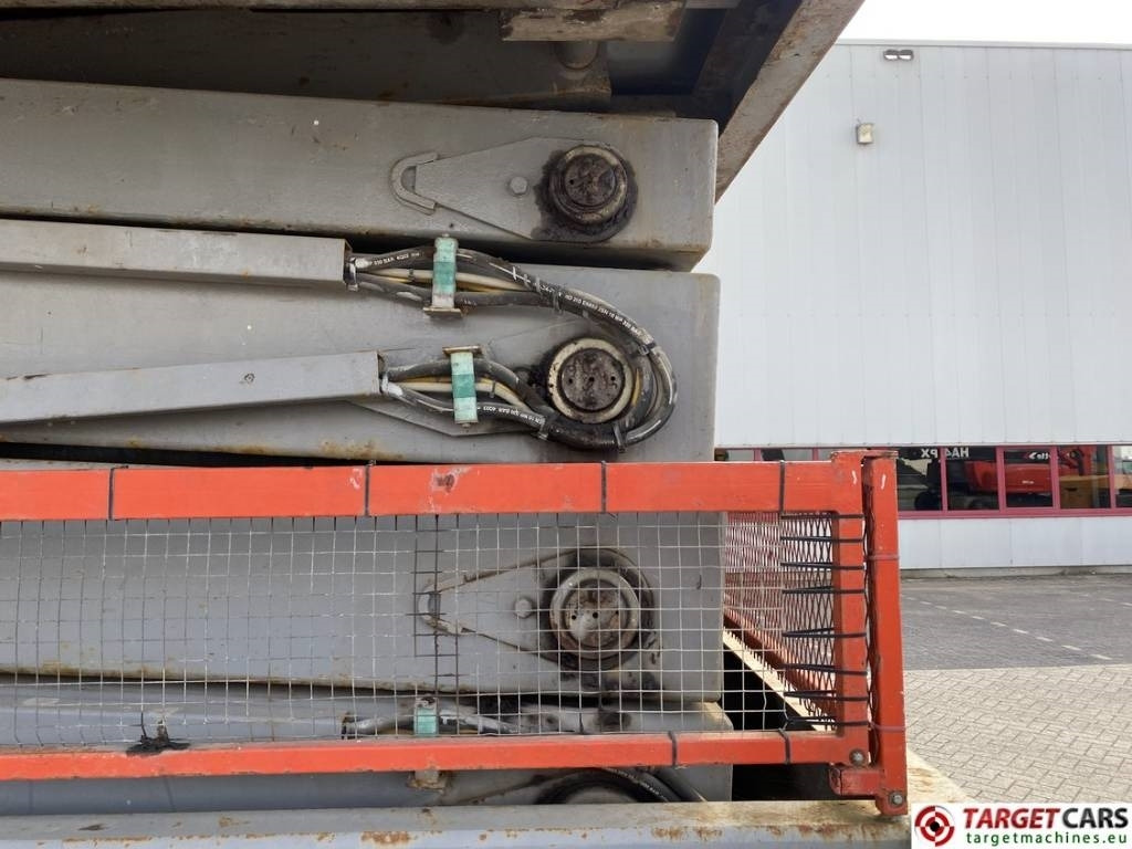 剪式升降机 Holland Lift Combistar M-250DL27 diesel scissor worklift 27.20M：图33