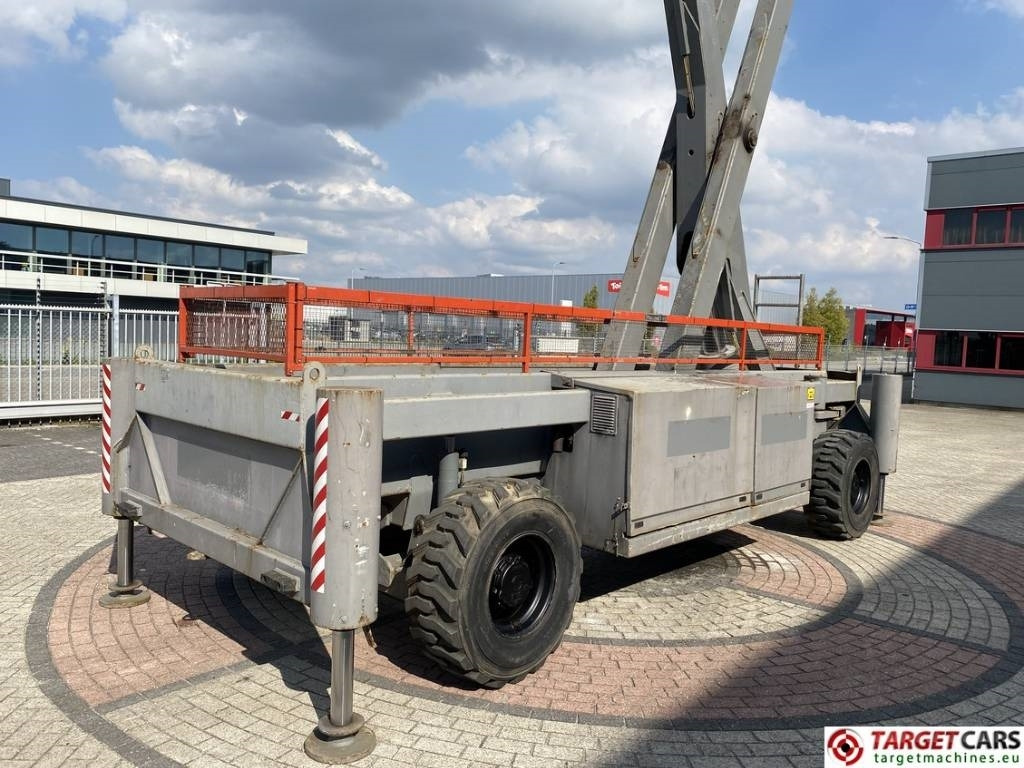 剪式升降机 Holland Lift Combistar M-250DL27 diesel scissor worklift 27.20M：图36